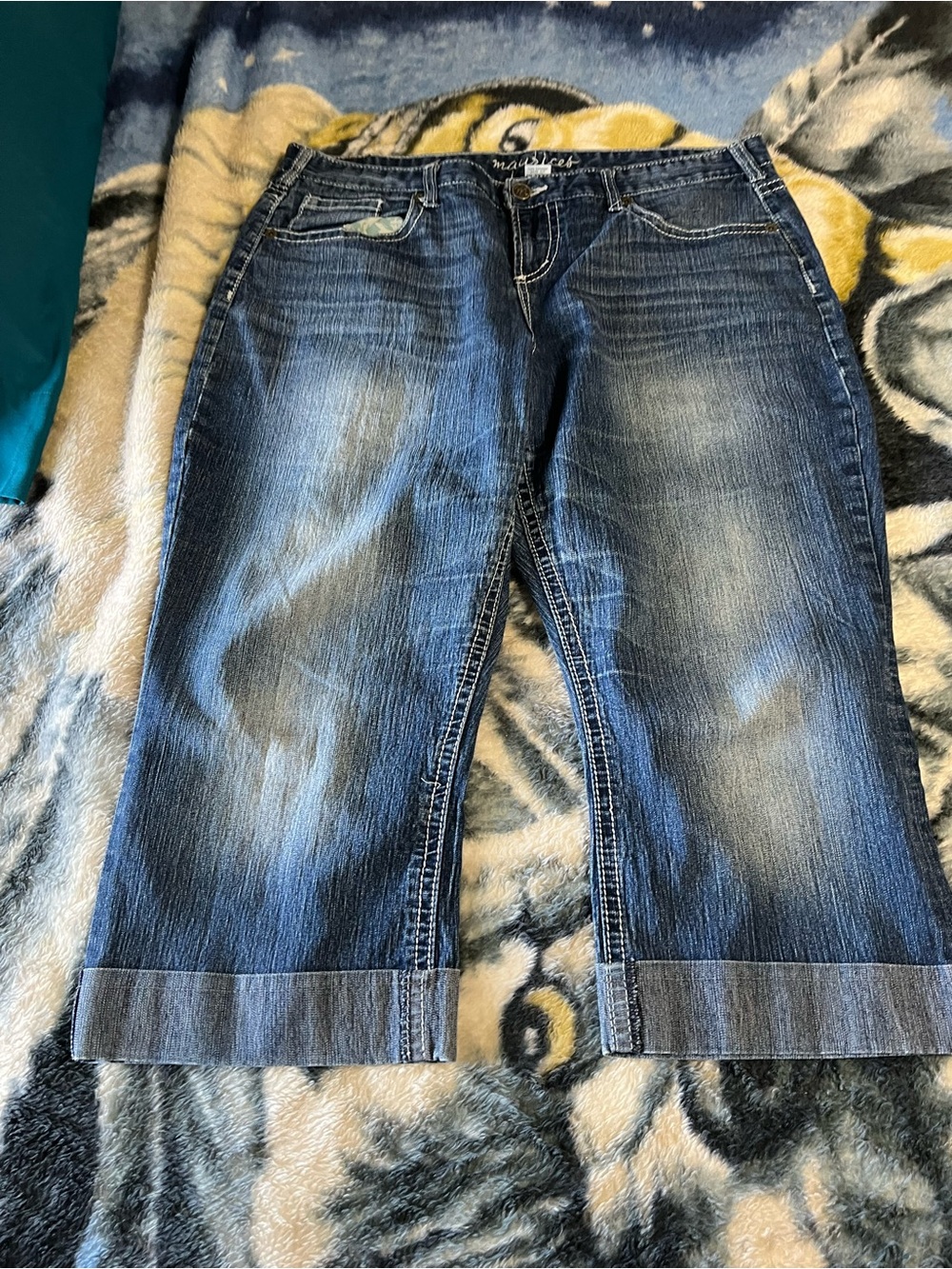 Maurices Blue Cropped Capris with Cuffed Hem